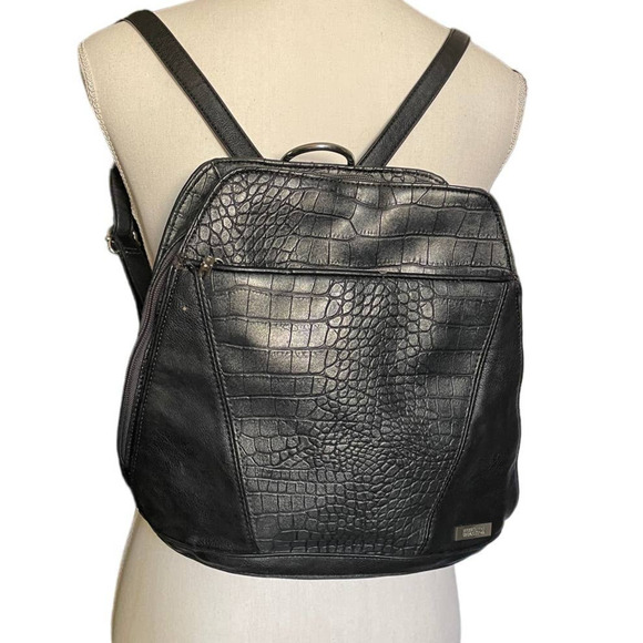 Kenneth Cole Leather Backpack Adjustable Strap Zip Pocket One Size Black - Picture 1 of 11